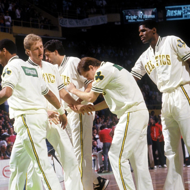 Dennis Johnson, Larry Bird, Kevin McHale, Danny Ainge, Robert Parish, čuvena petorka Celticsa iz 1980-ih