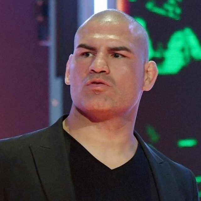 Cain Velasquez