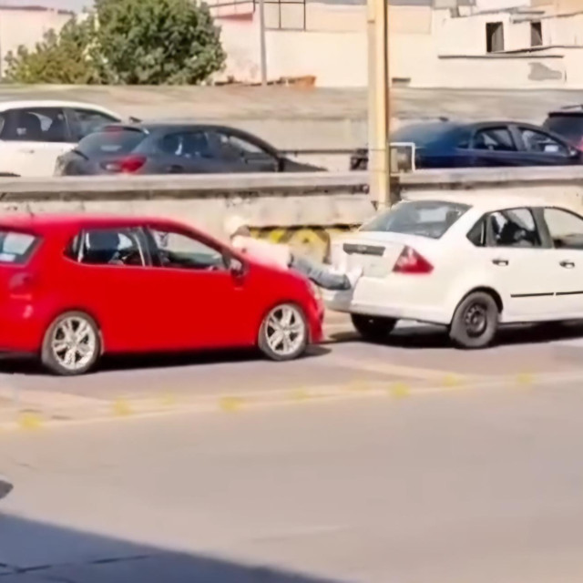 36714733