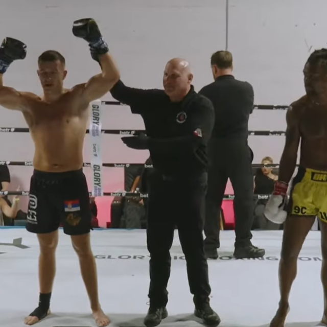 Andrija Stanković vs. Gary Mack (desno)