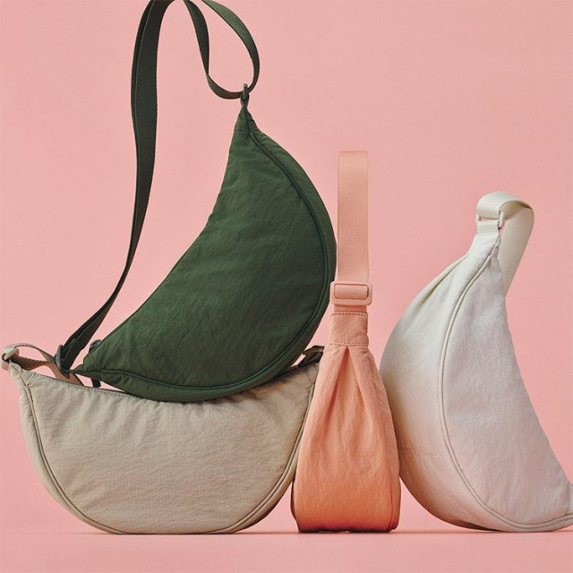 Uniqlo Round Mini Shoulder torbice