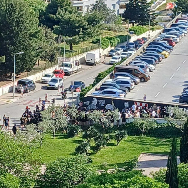 Izbila je tučnjava navijačkih skupina u Splitu
