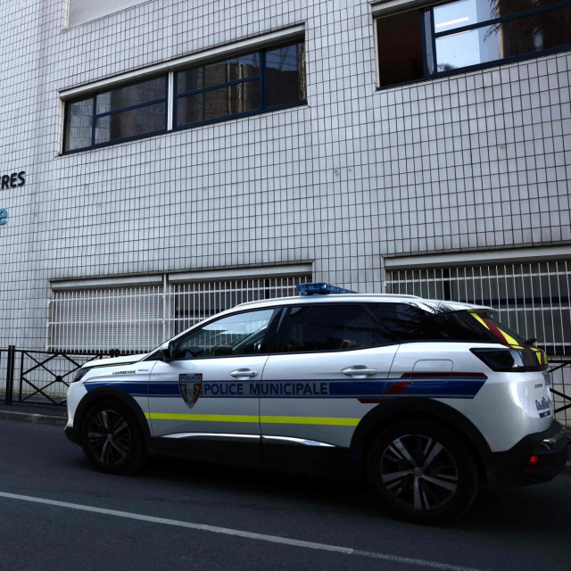 Francuska policija, ilustracija