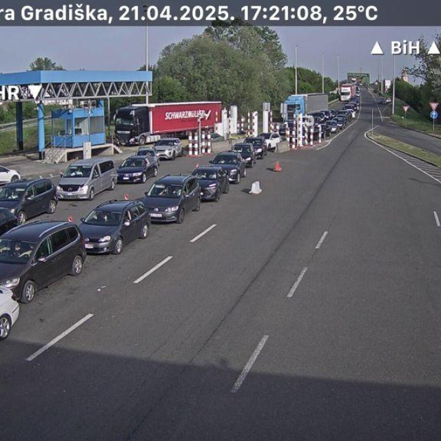Granični prijelaz kod Gradiške, arhivska fotografija