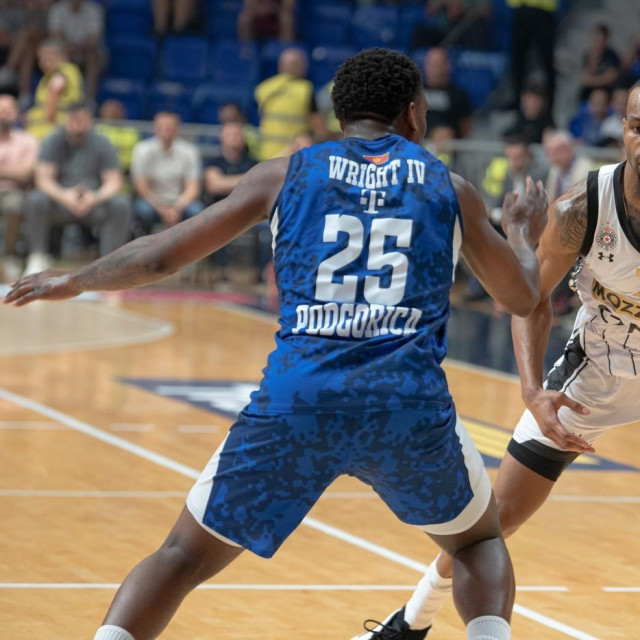 MCkinley Wright IV