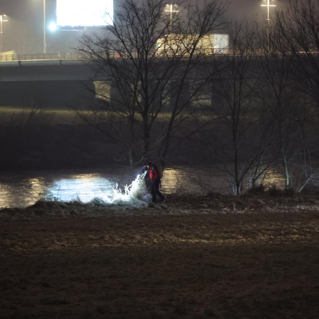 Potraga za djevojčicom nestalom u rijeci Savi u Zagrebu