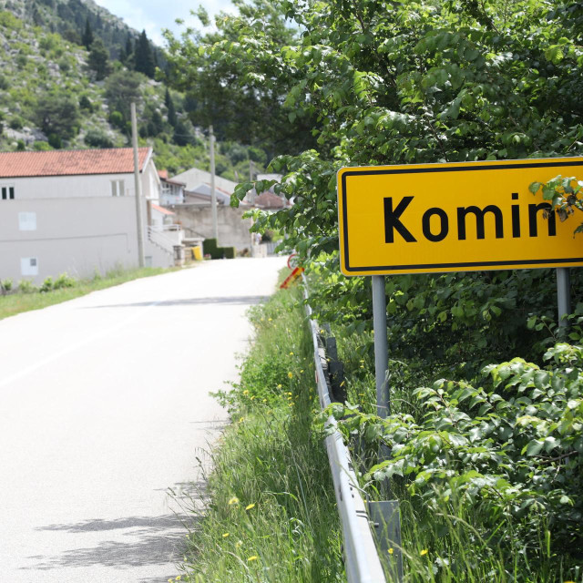 Mjesto Komin kod Ploča iz kojega su poginuli u prometnoj nesreći