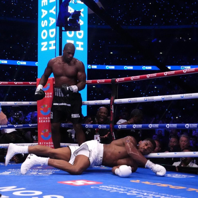 Daniel Dubois vs Anthony Joshua