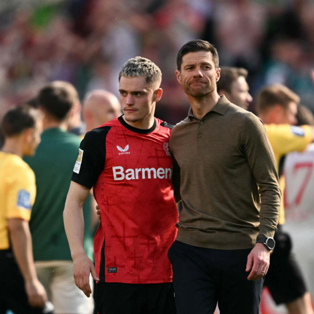 Florian Wirtz i Xabi Alonso