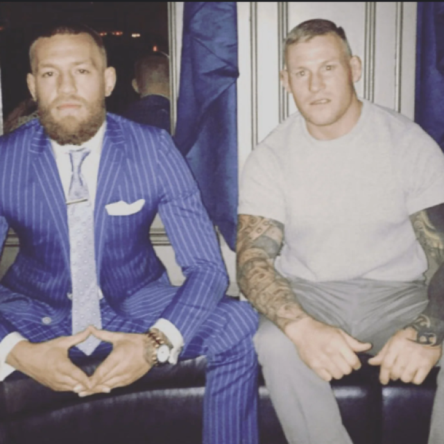 Conor McGregor (lijevo) i Charlie Ward (desno)