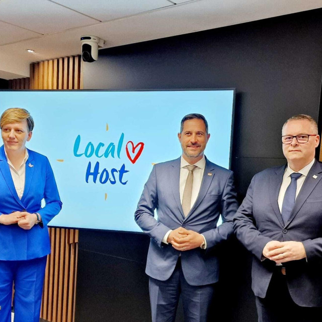 Oznaka će biti dostupna svim pružateljima usluga smještaja koji, prema važećim propisima, imaju status domaćina i zadovoljavaju niz kriterija