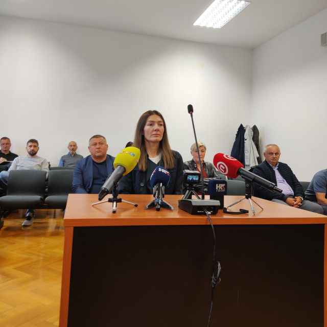 Osuđena bivša policajka Marija Serezlija svjedoči na suđenju