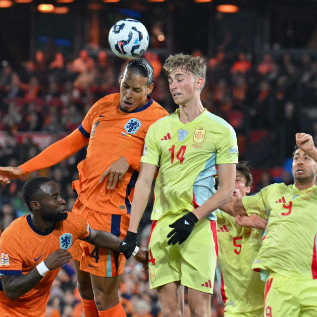 Virgil van Dijk i Dejan Huijsen