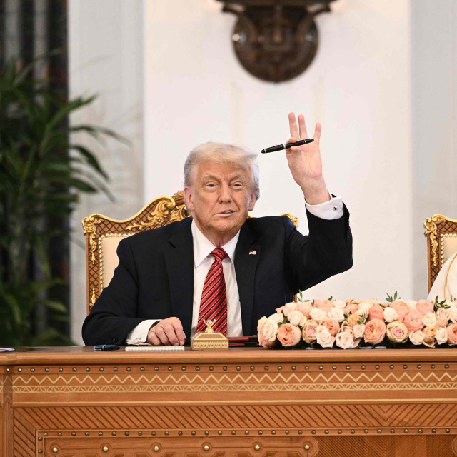 Donald Trump i  šeik Tamim bin Hamad al-Thani