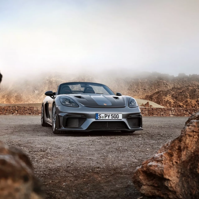 Porsche 718 Spyder RS