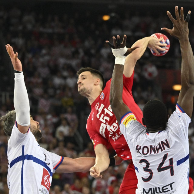 Kapetan Ivan Martinović u sudaru s Francuzima