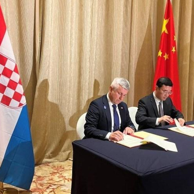 Državni tajnik Tugomir Majdak i Zhao Zenglianom, zamjenikom ministra GACC-a